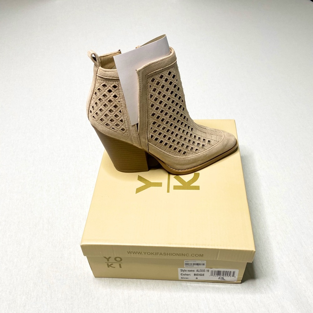 New in box Taupe Booties